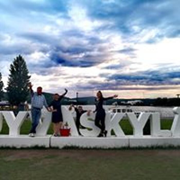 Images REMAX Jyväskylä, Kiinteistönvälitys Jyväskylä / REMAX Ilo