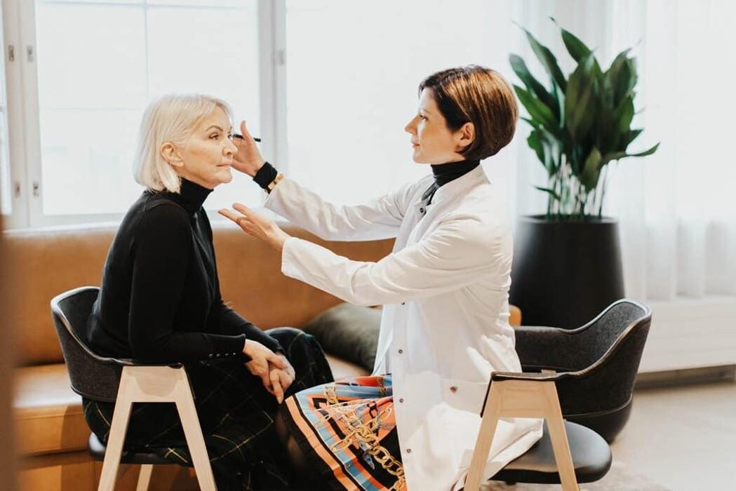 Images Silmäluomileikkaukset