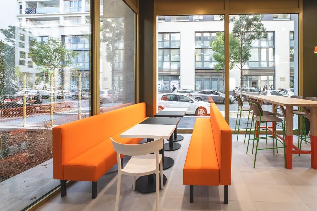 Images easyHotel Marseille Euromed