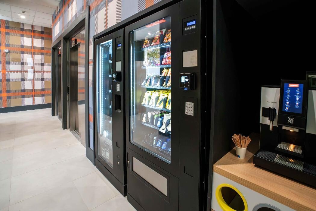 Images easyHotel Marseille Euromed