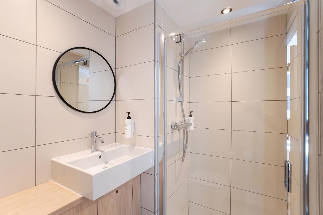 Images easyHotel Marseille Euromed