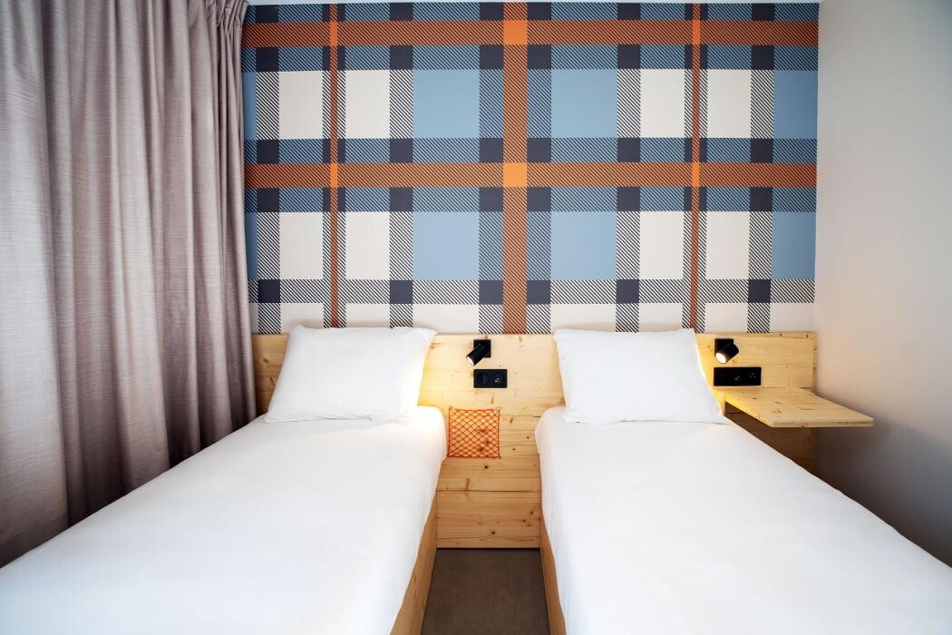 Images easyHotel Marseille Euromed