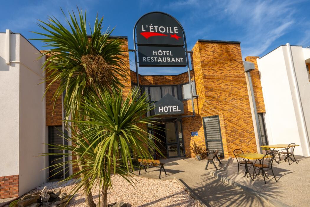 Images Hôtel L'Etoile Aéroport - A61