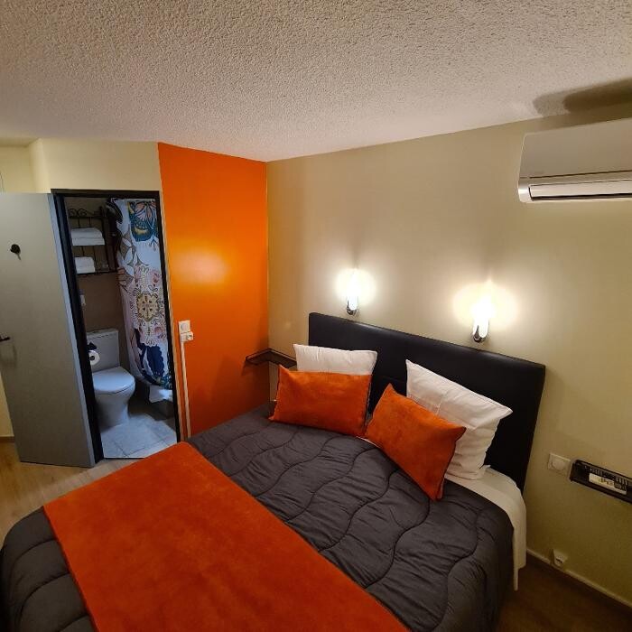 Images Hôtel L'Etoile Aéroport - A61