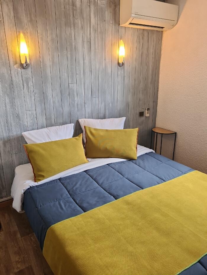 Images Hôtel L'Etoile Aéroport - A61