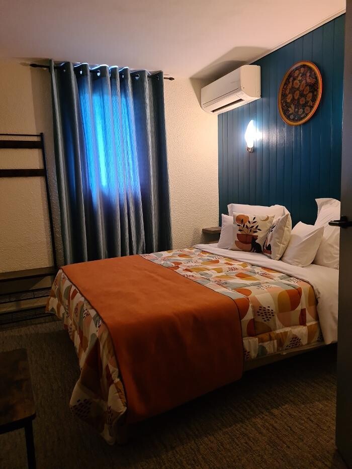 Images Hôtel L'Etoile Aéroport - A61