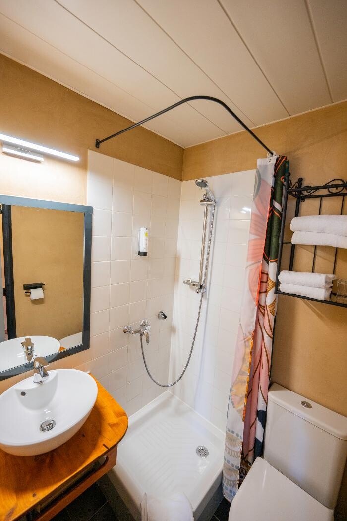 Images Hôtel L'Etoile Aéroport - A61