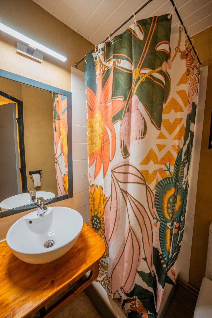 Images Hôtel L'Etoile Aéroport - A61