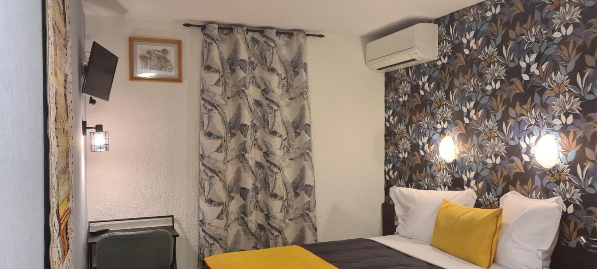 Images Hôtel L'Etoile Aéroport - A61