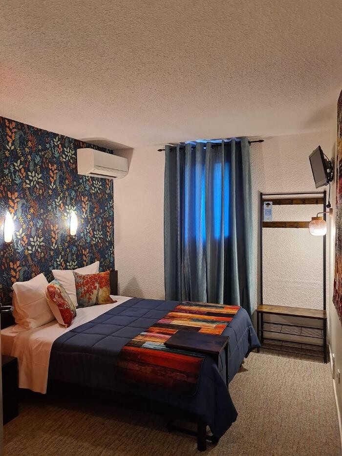 Images Hôtel L'Etoile Aéroport - A61