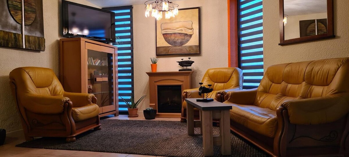 Images Hôtel L'Etoile Aéroport - A61