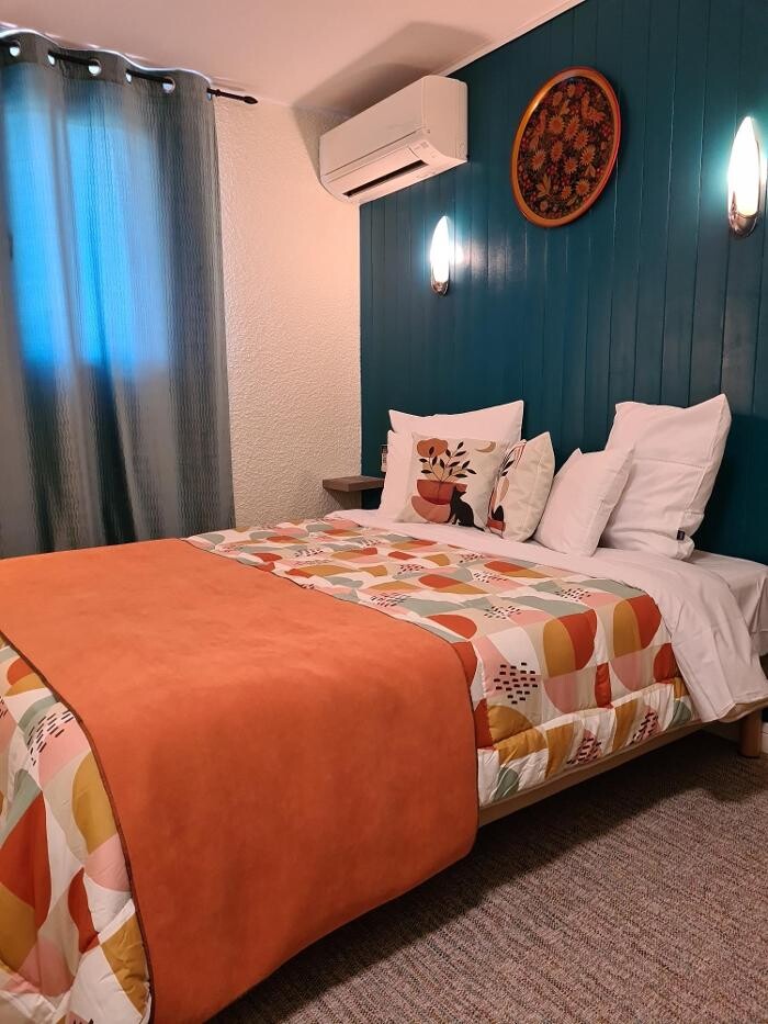 Images Hôtel L'Etoile Aéroport - A61