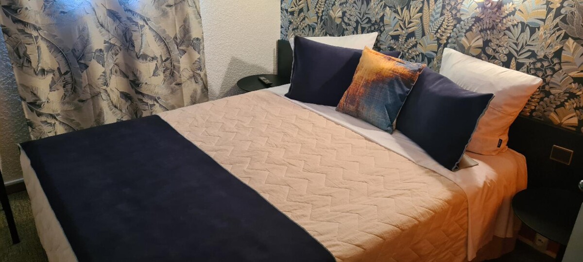 Images Hôtel L'Etoile Aéroport - A61