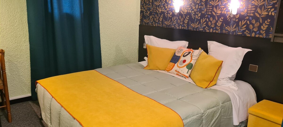 Images Hôtel L'Etoile Aéroport - A61