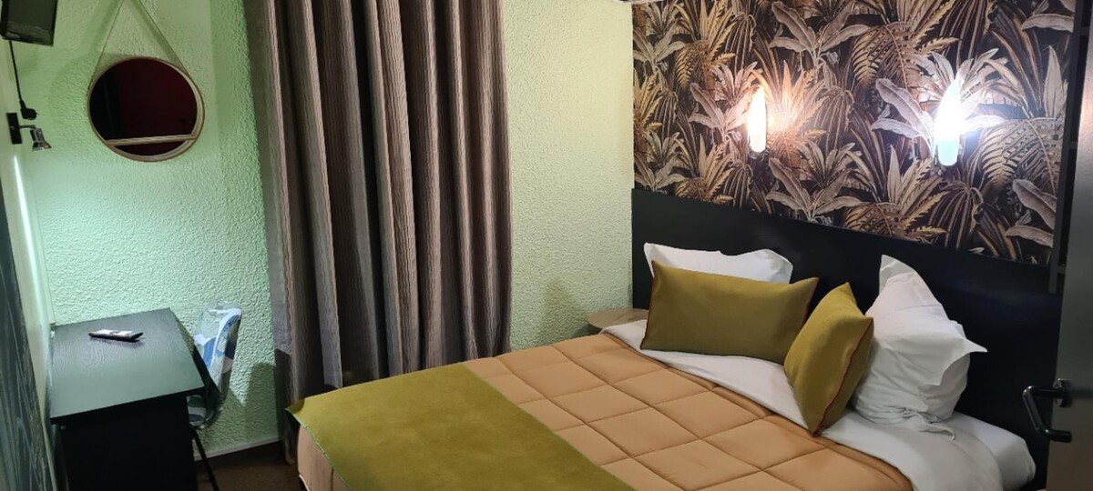 Images Hôtel L'Etoile Aéroport - A61