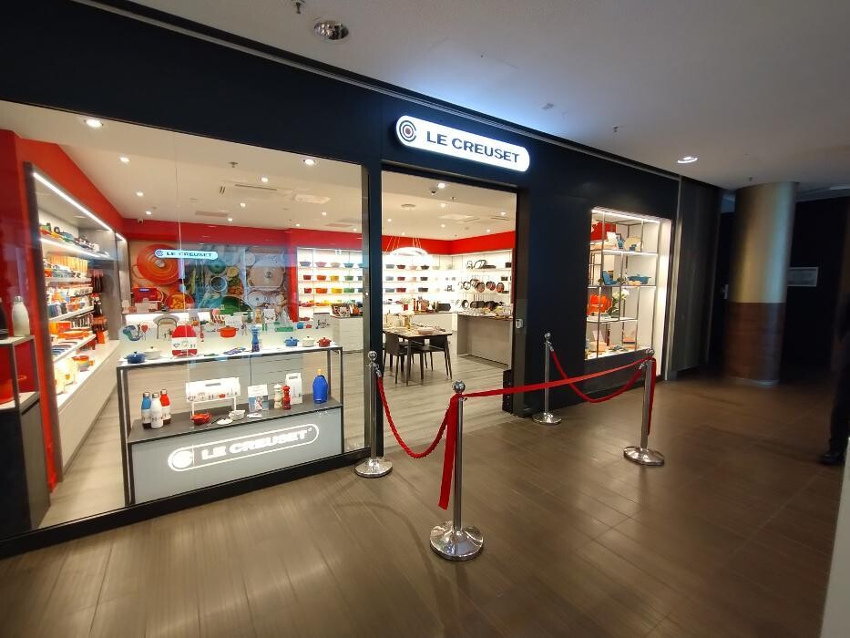 Images Boutique Signature Le Creuset