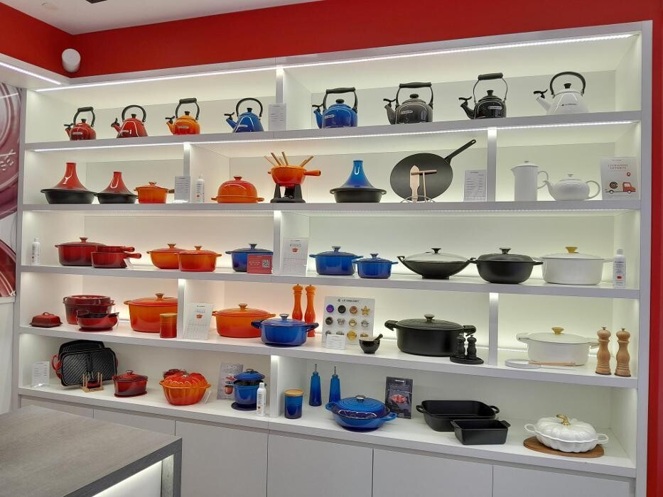 Images Boutique Signature Le Creuset