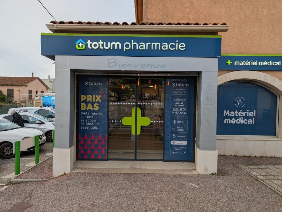 Images Pharmacie de Valbertrand - Toulon Totum