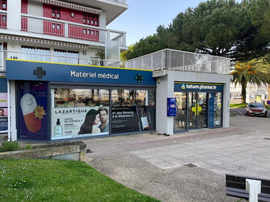 Images Pharmacie du Front de mer Totum