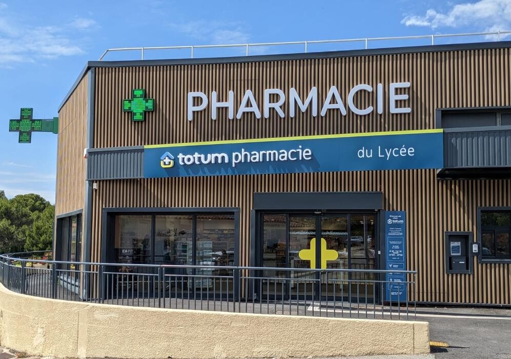 Images PHARMACIE DU LYCEE TOTUM