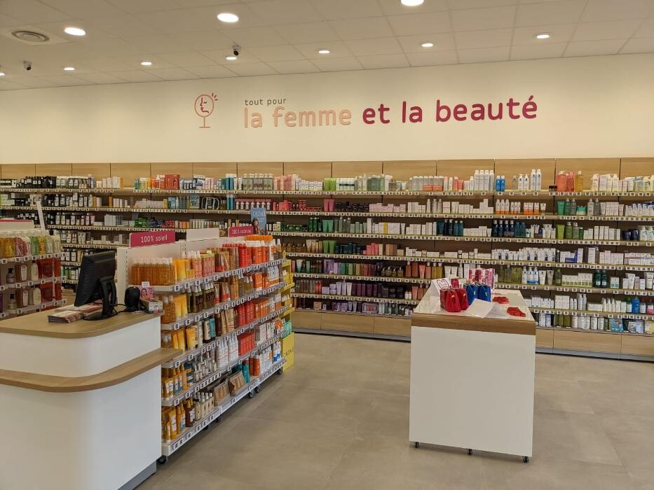 Images PHARMACIE DU LYCEE TOTUM