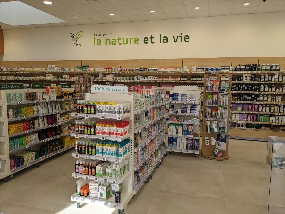 Images PHARMACIE DU LYCEE TOTUM