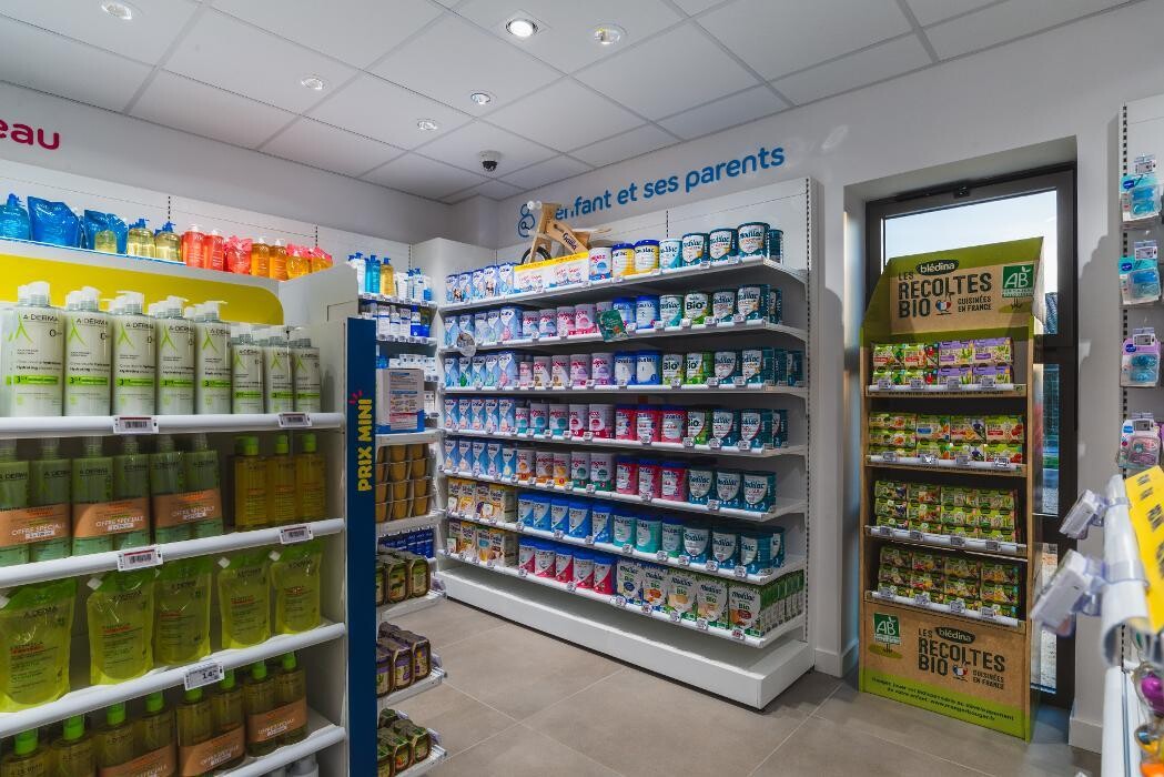 Images Pharmacie de St-Pierre Saint-Pierre d'Oléron | Totum