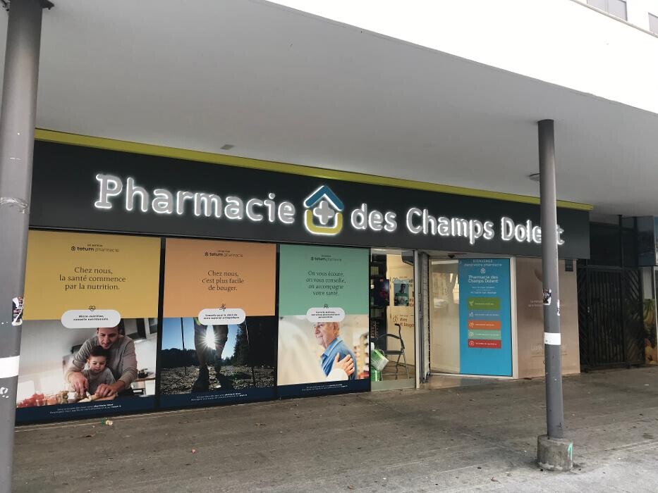 Images Pharmacie des Champs Dolent Totum