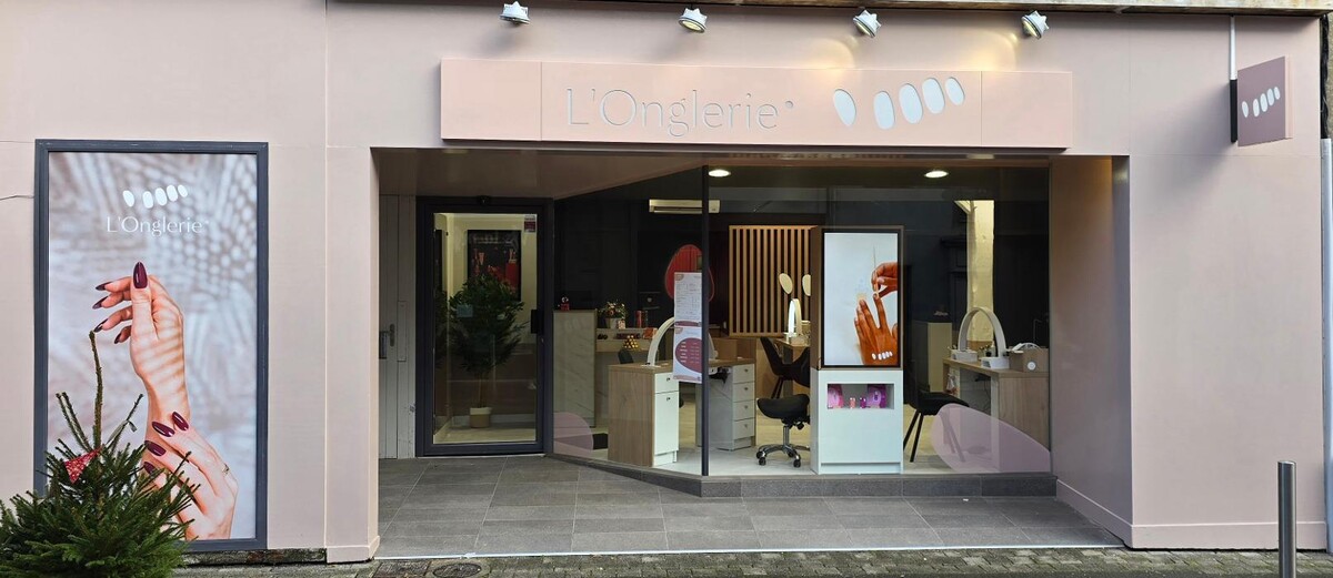 Images L'Onglerie Montaigu