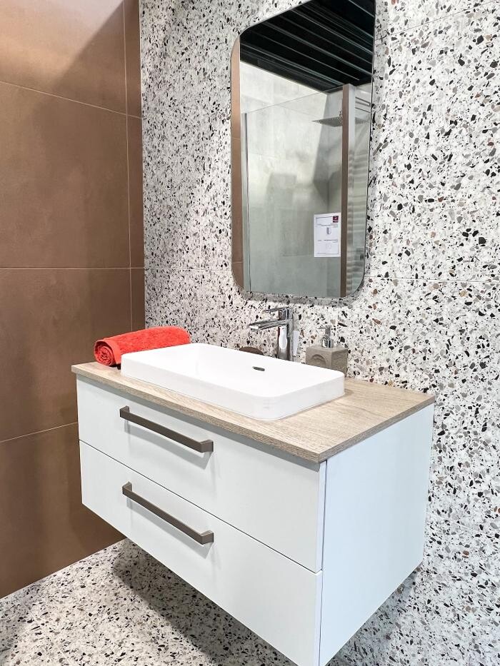 Images Carrelage et Bain Vitré
