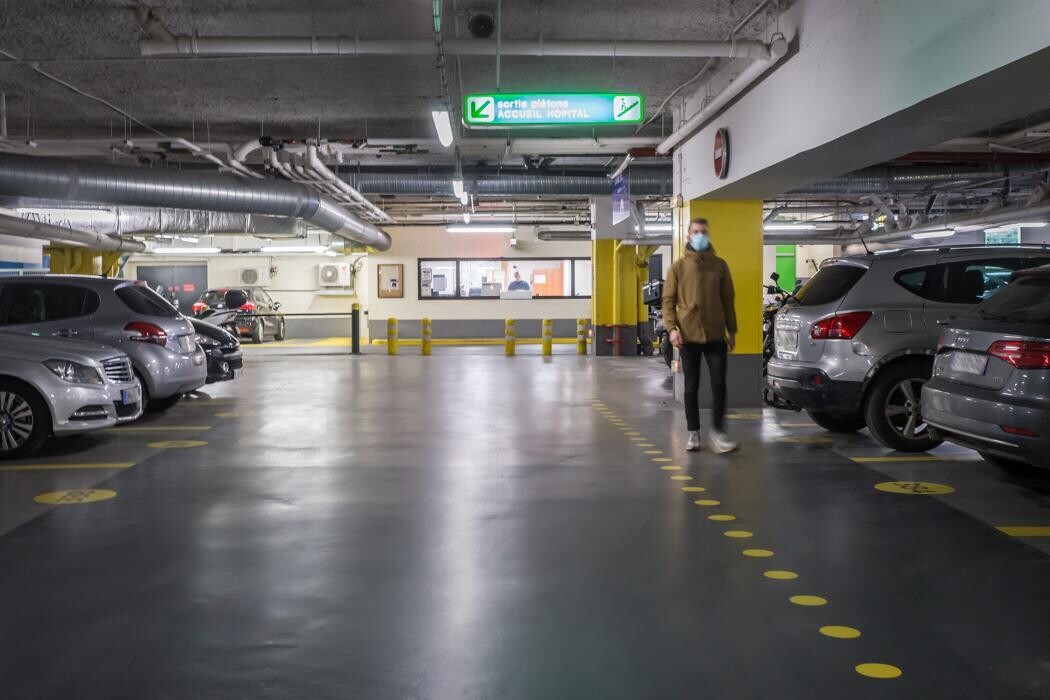 Images Saemes Parking Hôpital Saint Louis
