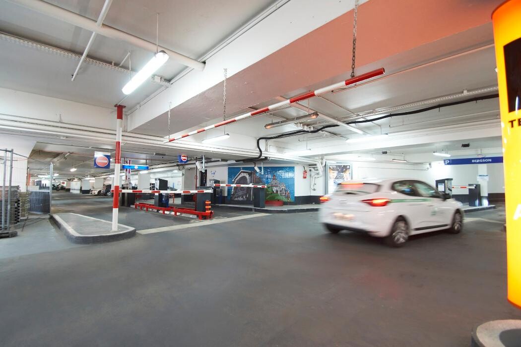 Images Parking Saemes St Augustin - Bergson