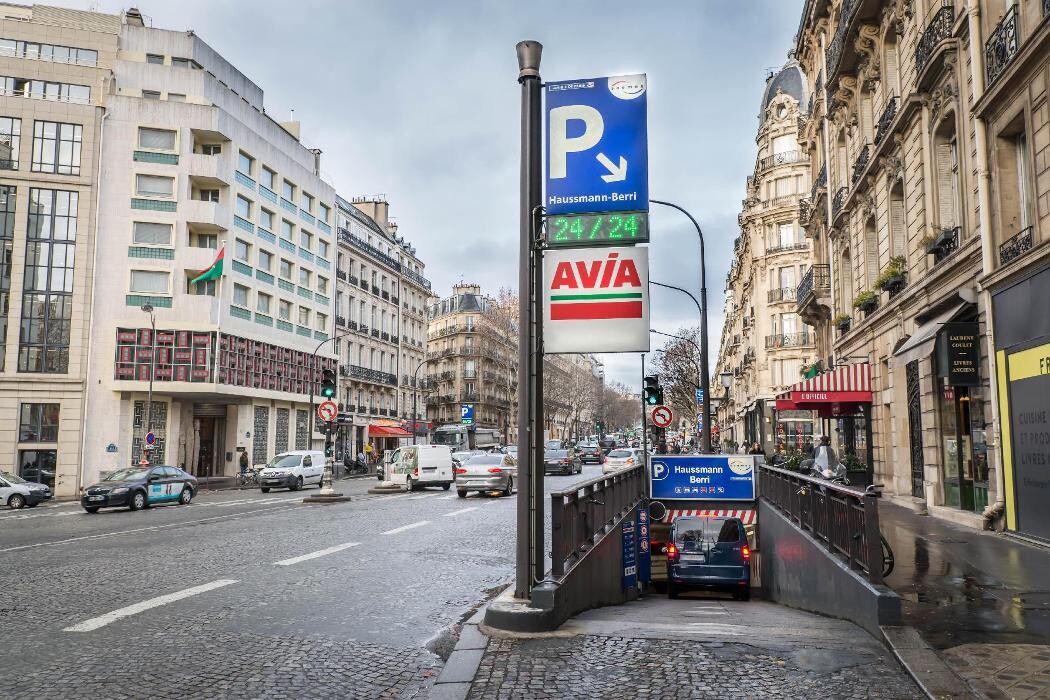 Images Saemes Parking Haussmann Berri