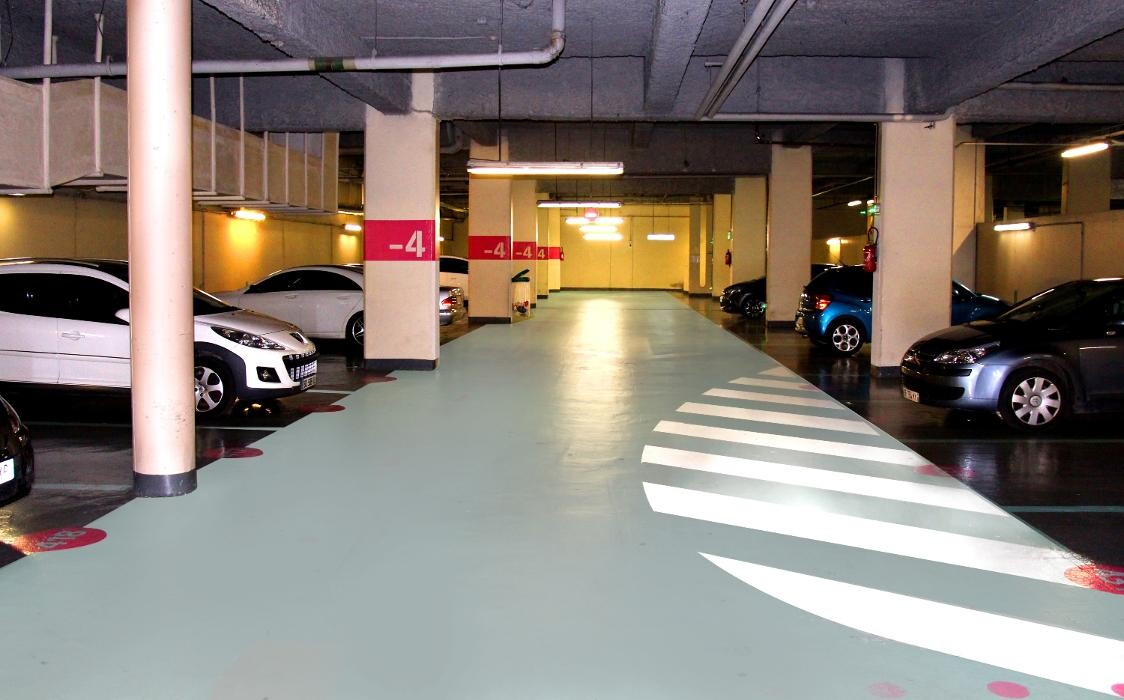 Images Saemes Parking Hôpital Robert-Debré