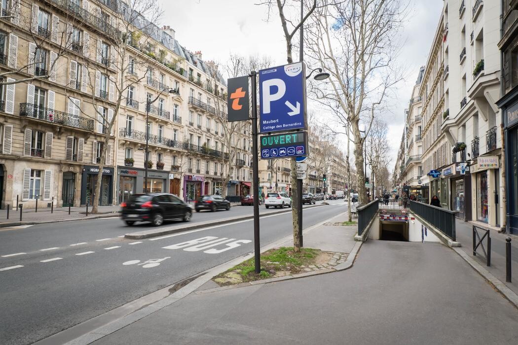 Images Saemes Parking Maubert Collège des Bernardins