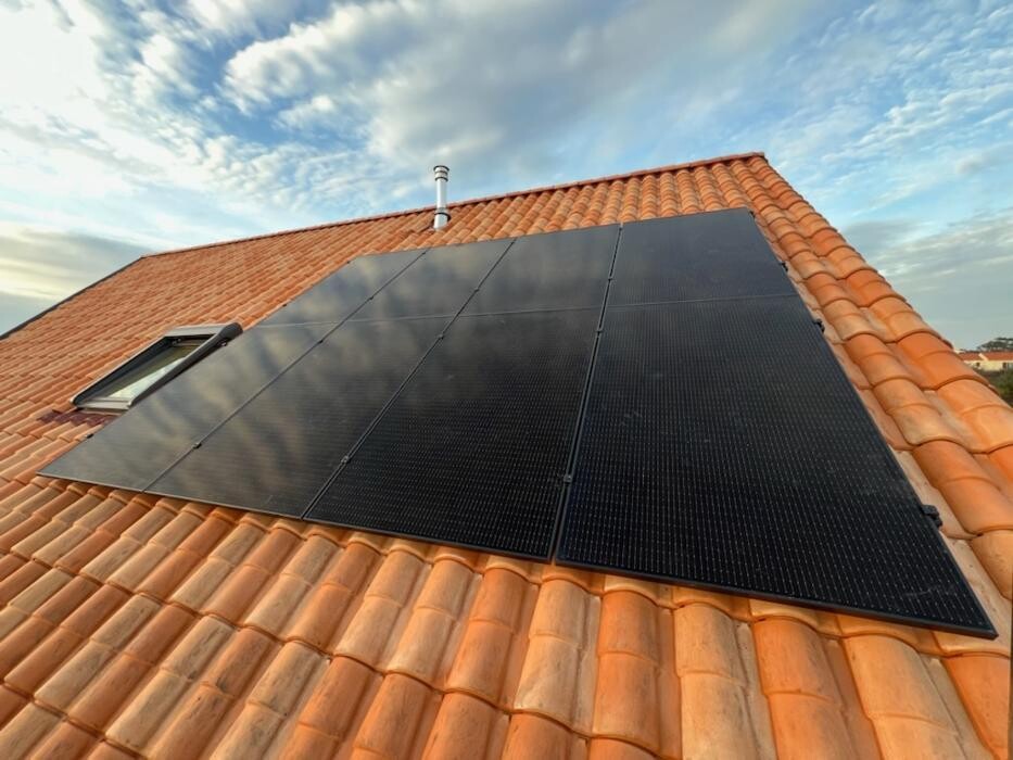Images Solargie - Photovoltaïque & Borne de recharge