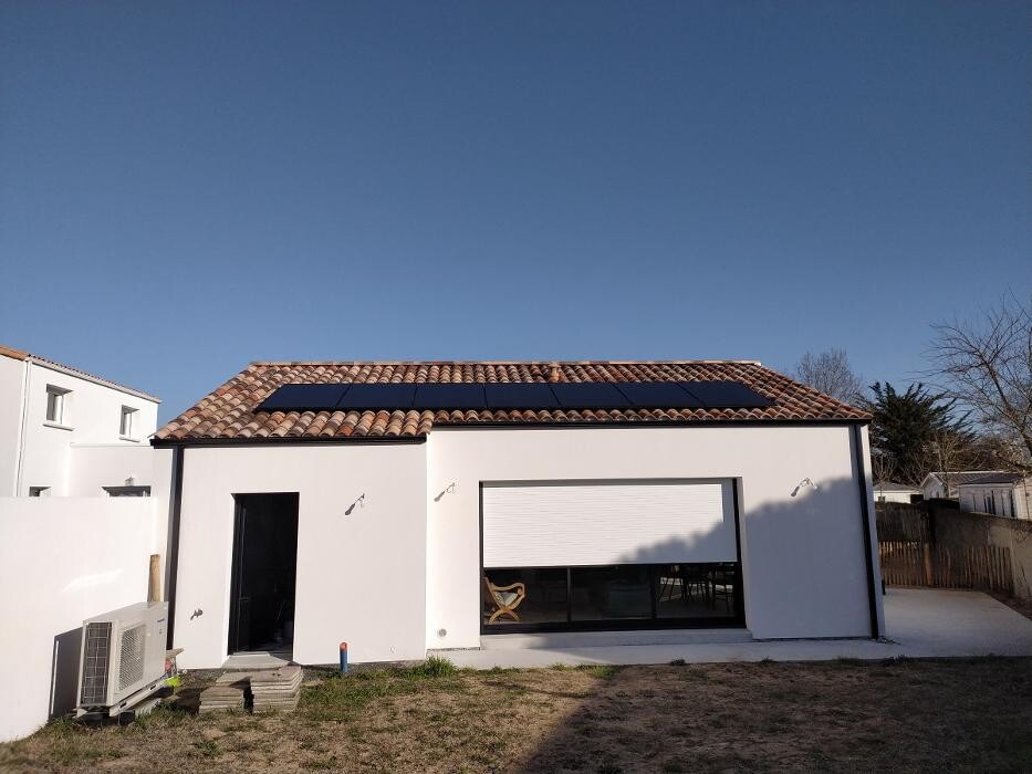 Images Solargie - Photovoltaïque & Borne de recharge