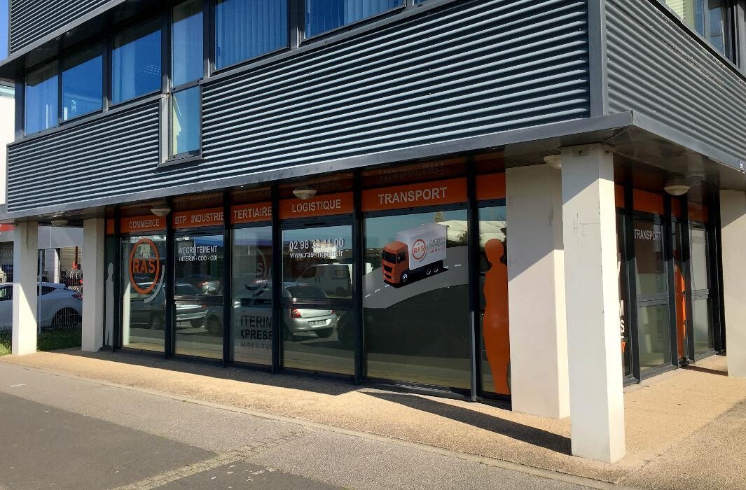 Images R.A.S Intérim Brest