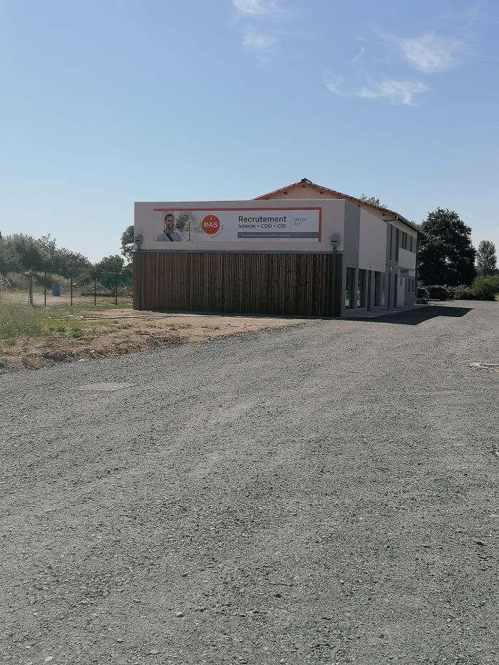 Images R.A.S Intérim Saint-Sulpice