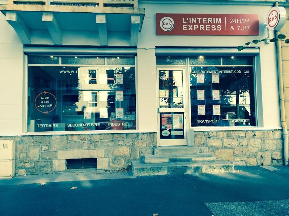 Images R.A.S Intérim Annecy
