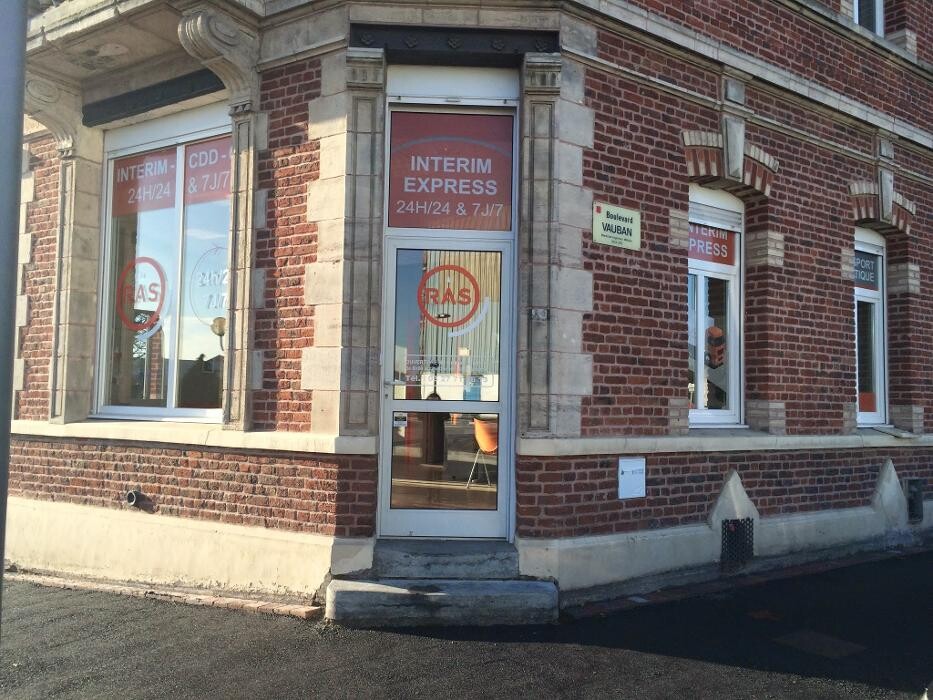 Images R.A.S Intérim Douai