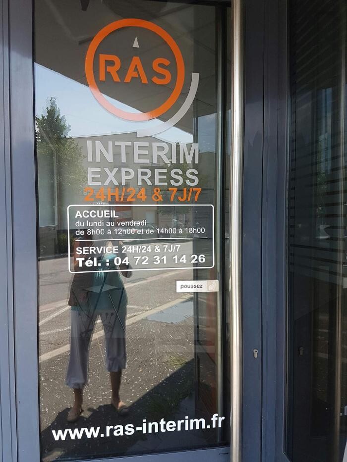 Images R.A.S Intérim Brignais