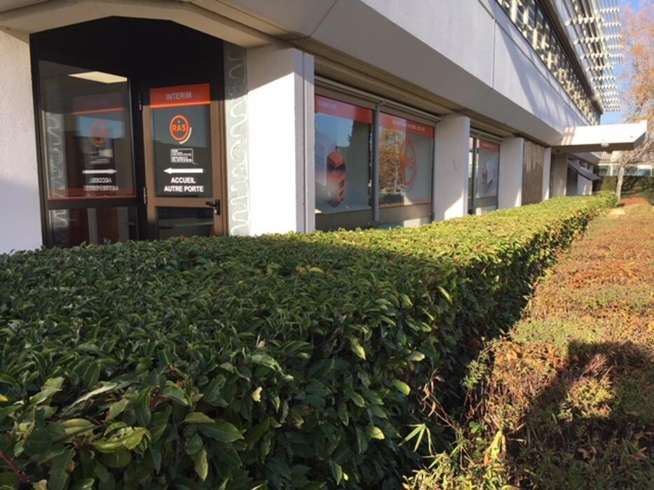 Images R.A.S Intérim Corbas