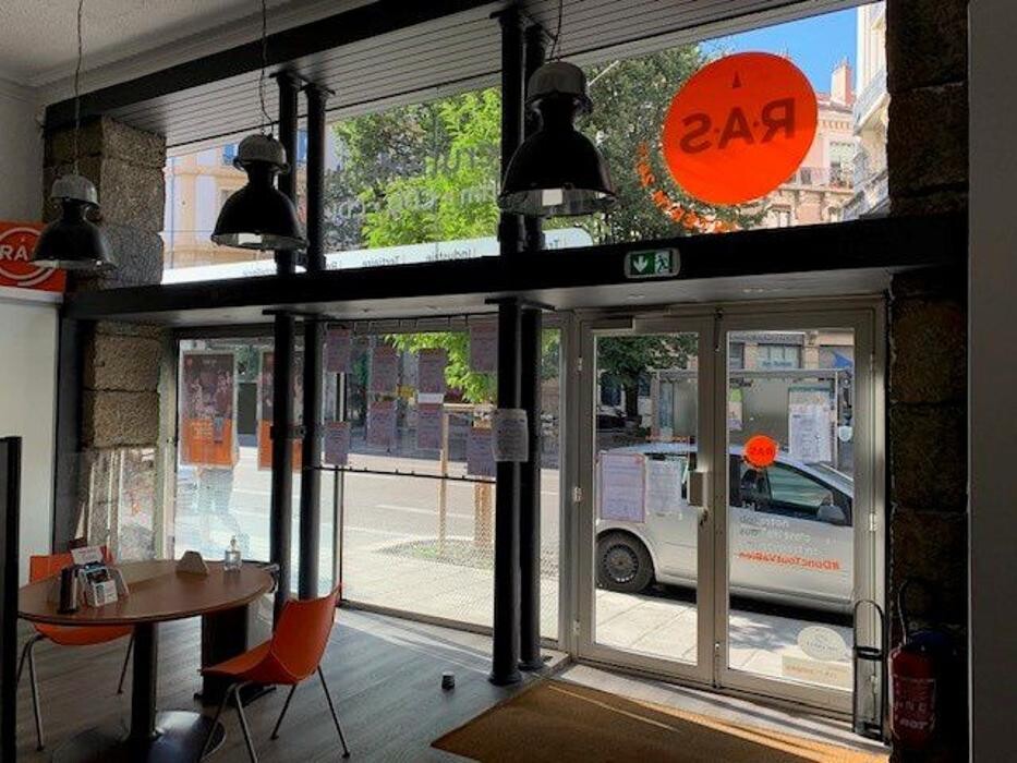 Images R.A.S Intérim Grenoble