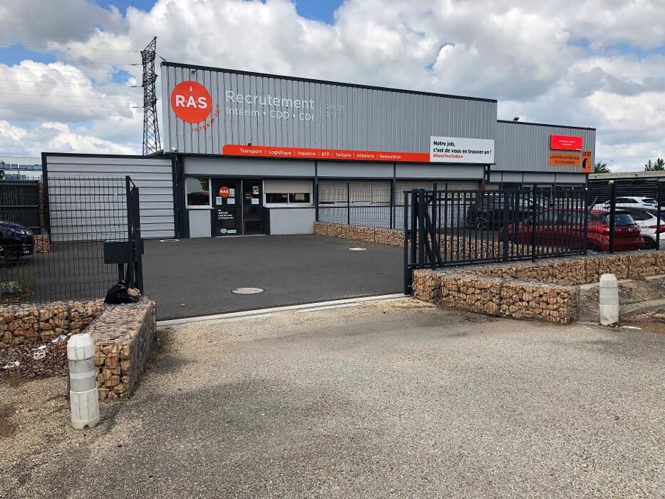Images R.A.S Intérim Mâcon