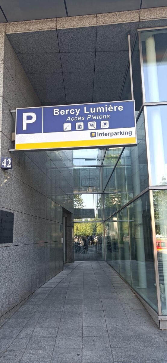 Images Parking Interparking Bercy Lumière