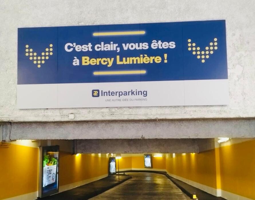 Images Parking Interparking Bercy Lumière