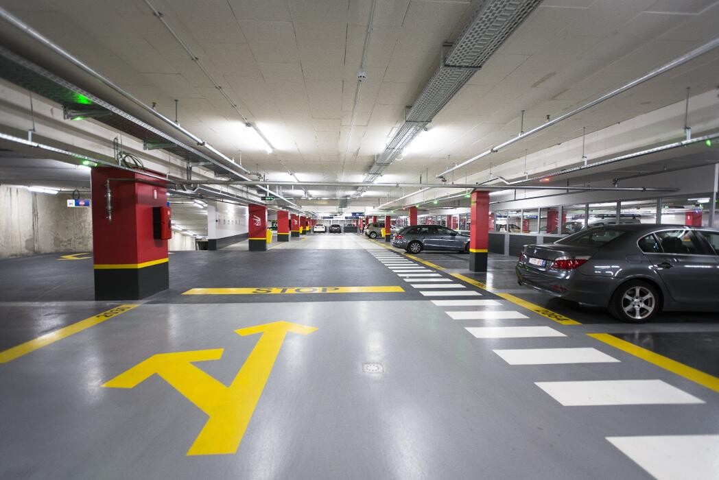 Images Parking Interparking Bercy Lumière