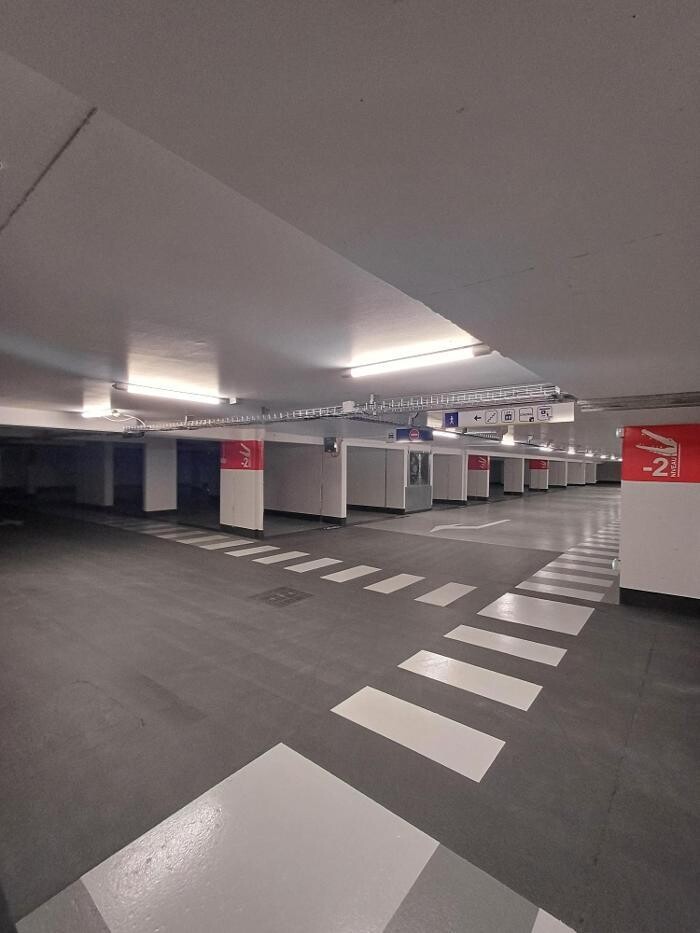 Images Parking Interparking Pôle Liberté