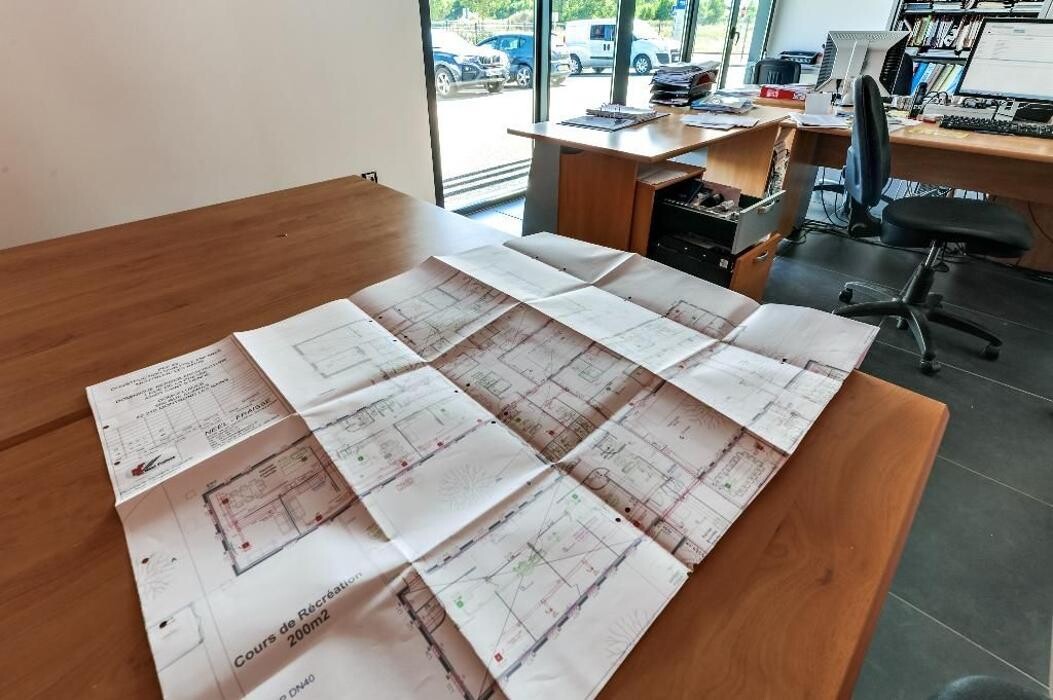 Images Neel Fraisse | Plombier Chauffagiste Climatisation Photovoltaïque Poêles HOBEN Montbrison